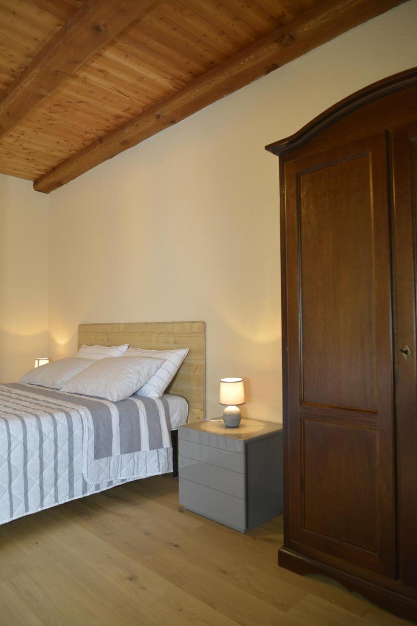Agriturismo Ai Prüsot Bagnolo Piemonte Exterior foto