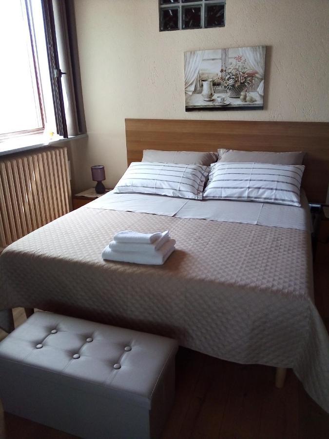 Agriturismo Ai Prüsot Bagnolo Piemonte Exterior foto